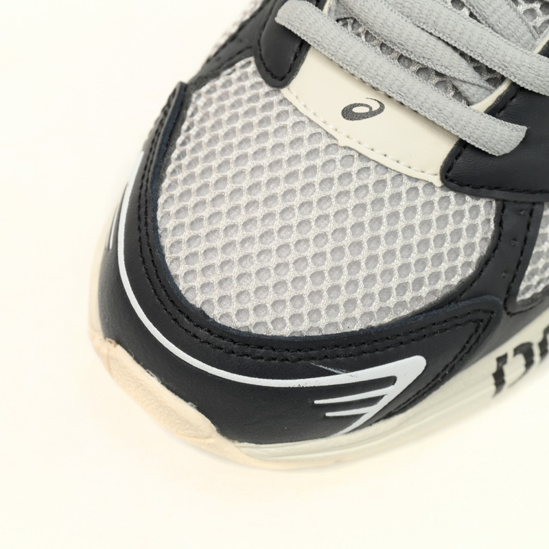 Gallerv Department x Asics Gel-1130 Pale Sneakers           1201A256  - FashionPlug