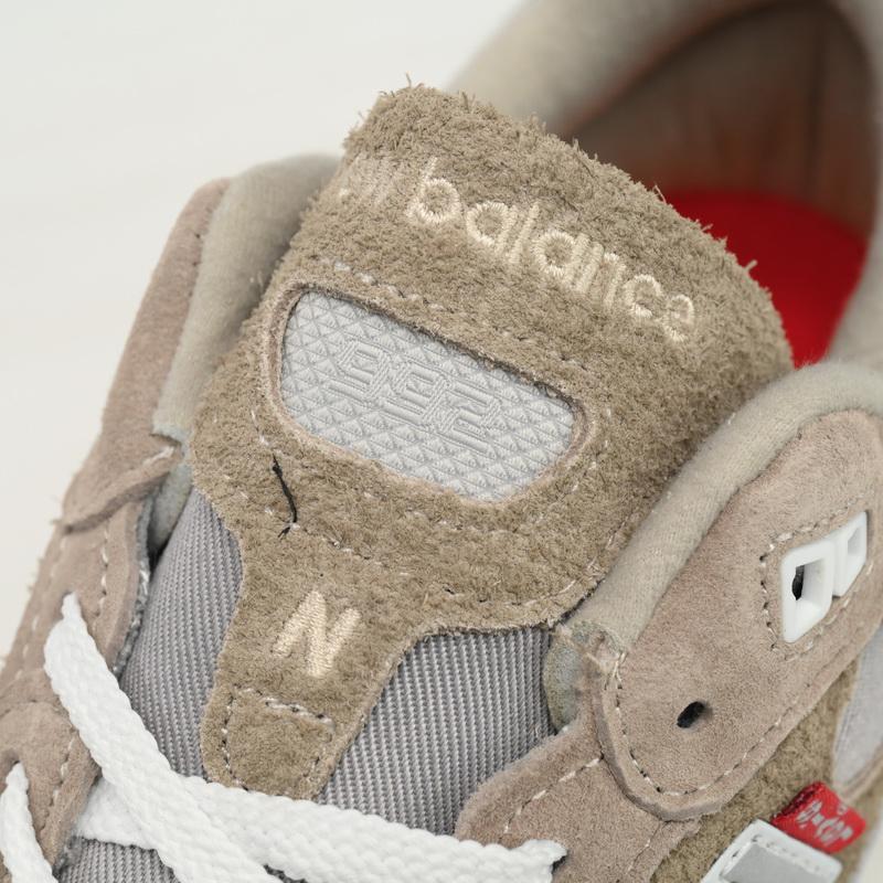 New Balance 992 Levi's Sneakers      M992LV  - FashionPlug
