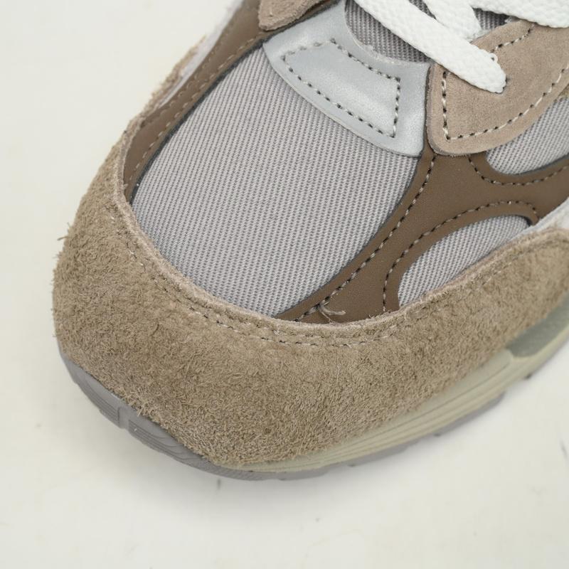 New Balance 992 Levi's Sneakers      M992LV  - FashionPlug