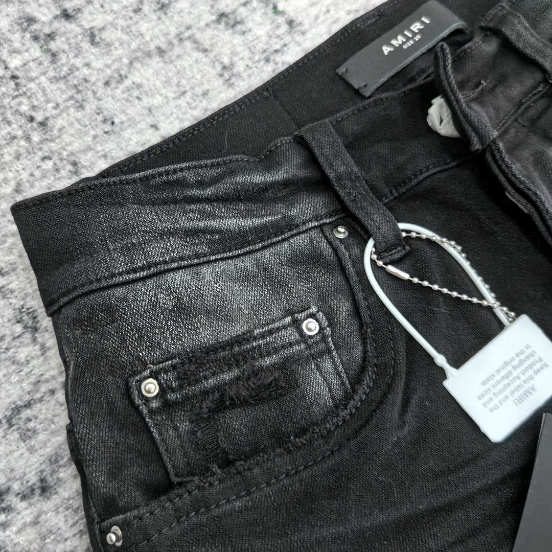 Amiri Slim Fit Jeans    665 - FashionPlug
