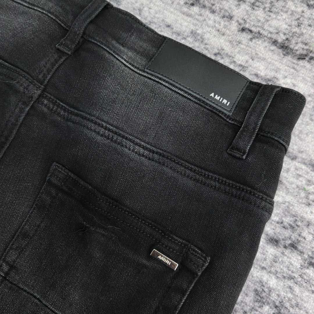 Amiri Slim Fit Jeans    660 - FashionPlug