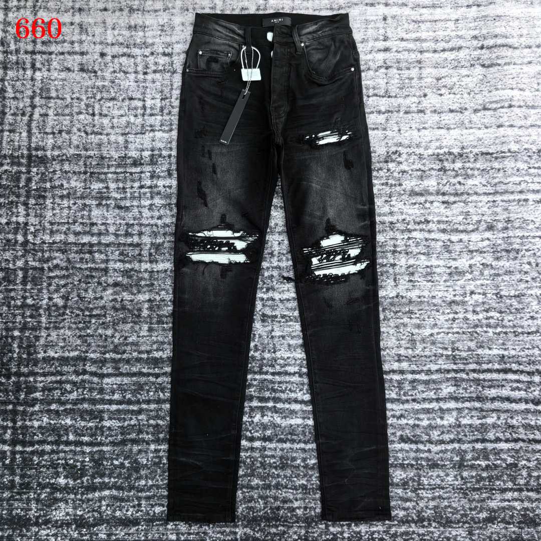 Amiri Slim Fit Jeans    660 - FashionPlug