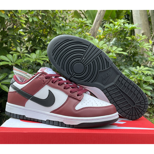 Nike Dunk Low SE Sneaker      FJ4616-600 - FashionPlug