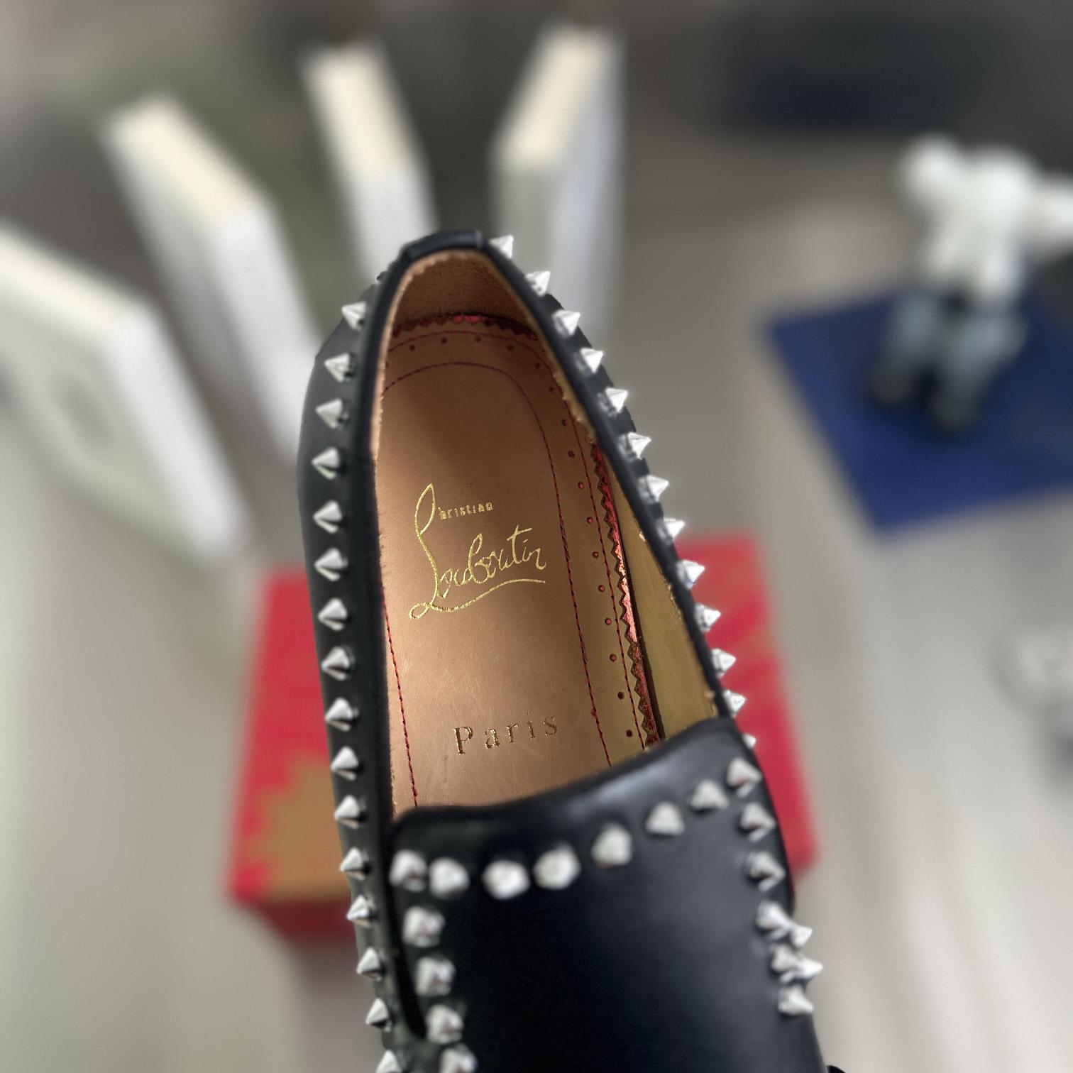 Christian Louboutin Dandy Cloo - FashionPlug