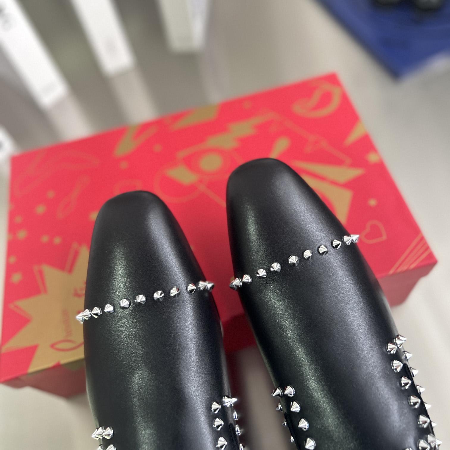 Christian Louboutin Dandy Cloo - FashionPlug
