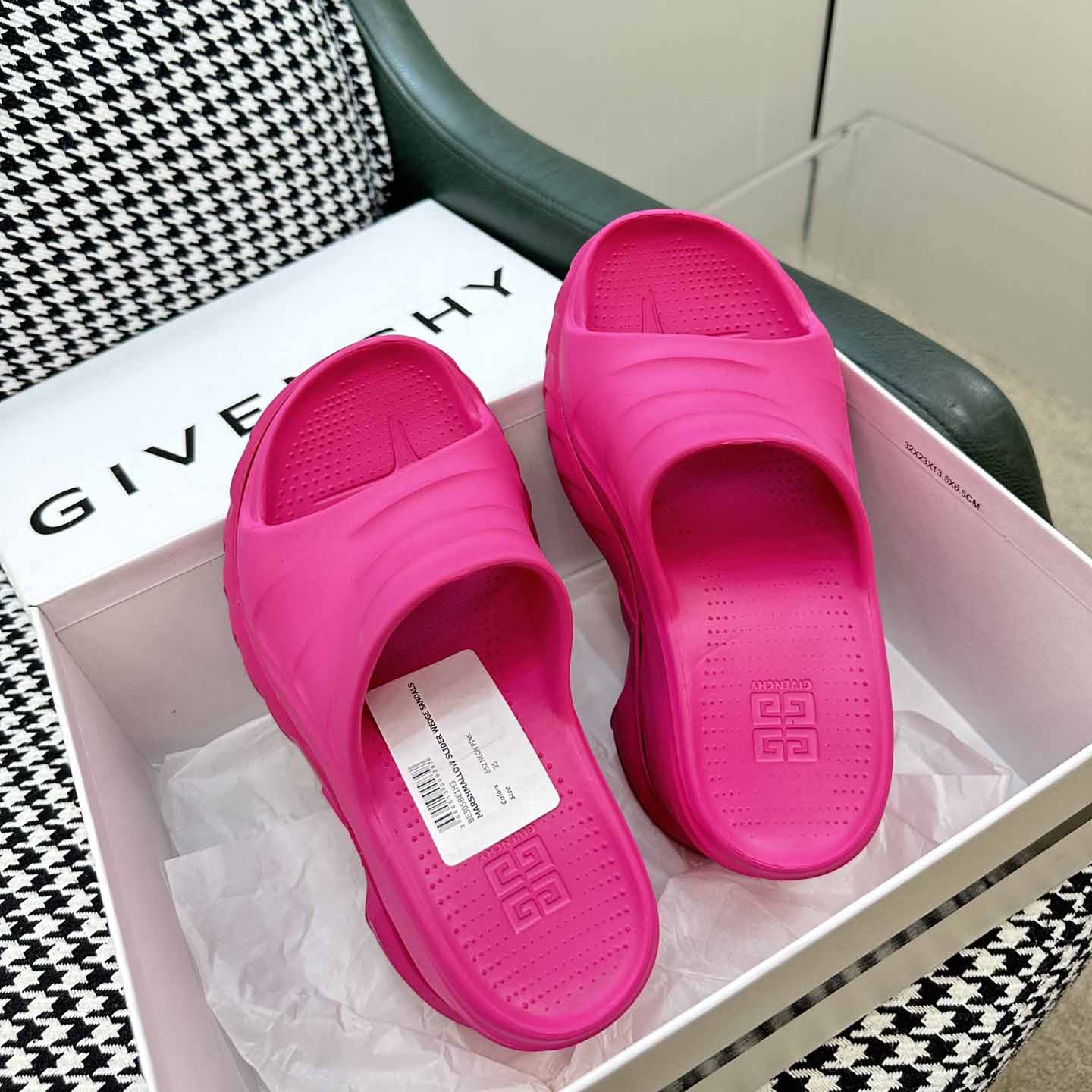 Givenchy Marshmallow Wedge Sandals In Rubber - FashionPlug
