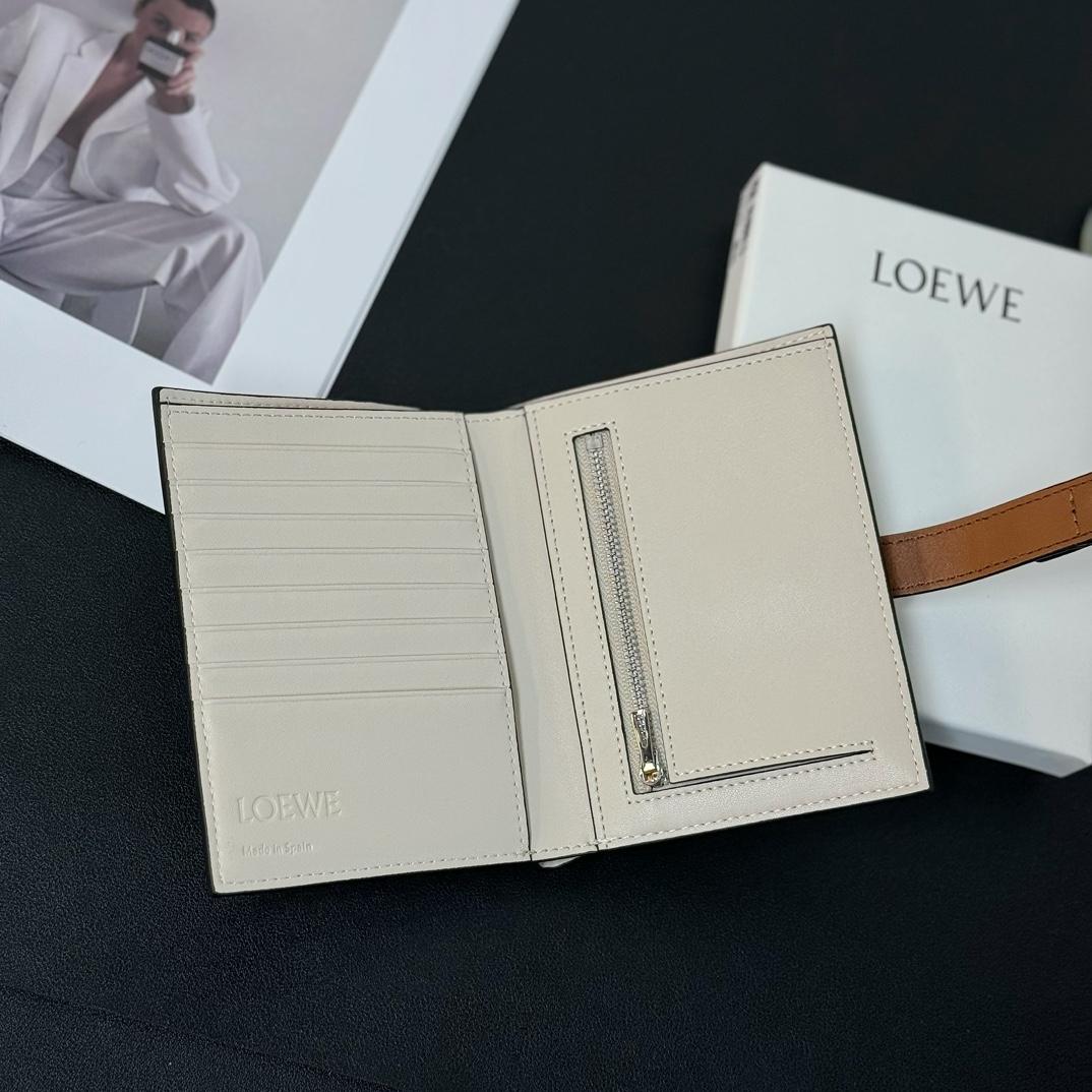 Loewe Medium Vertical Grained-Leather Wallet(14×11cm) - FashionPlug