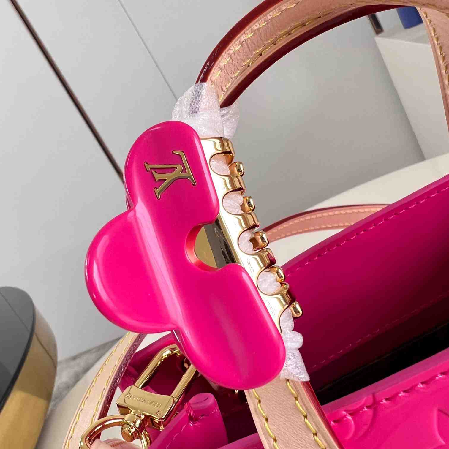 Louis Vuitton Reade PM    M24028 - FashionPlug
