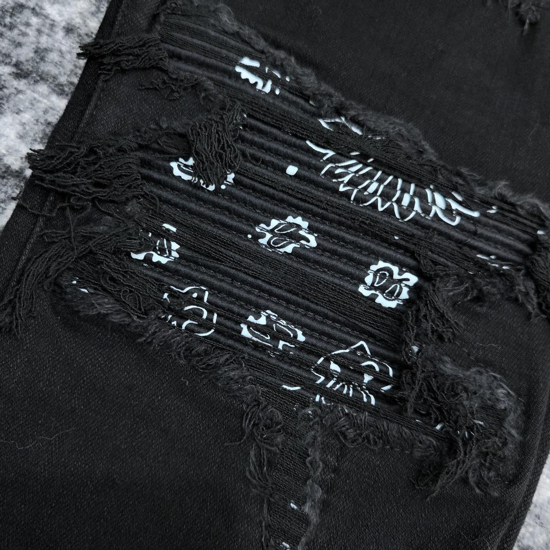 Amiri Slim Fit Jeans    661 - FashionPlug