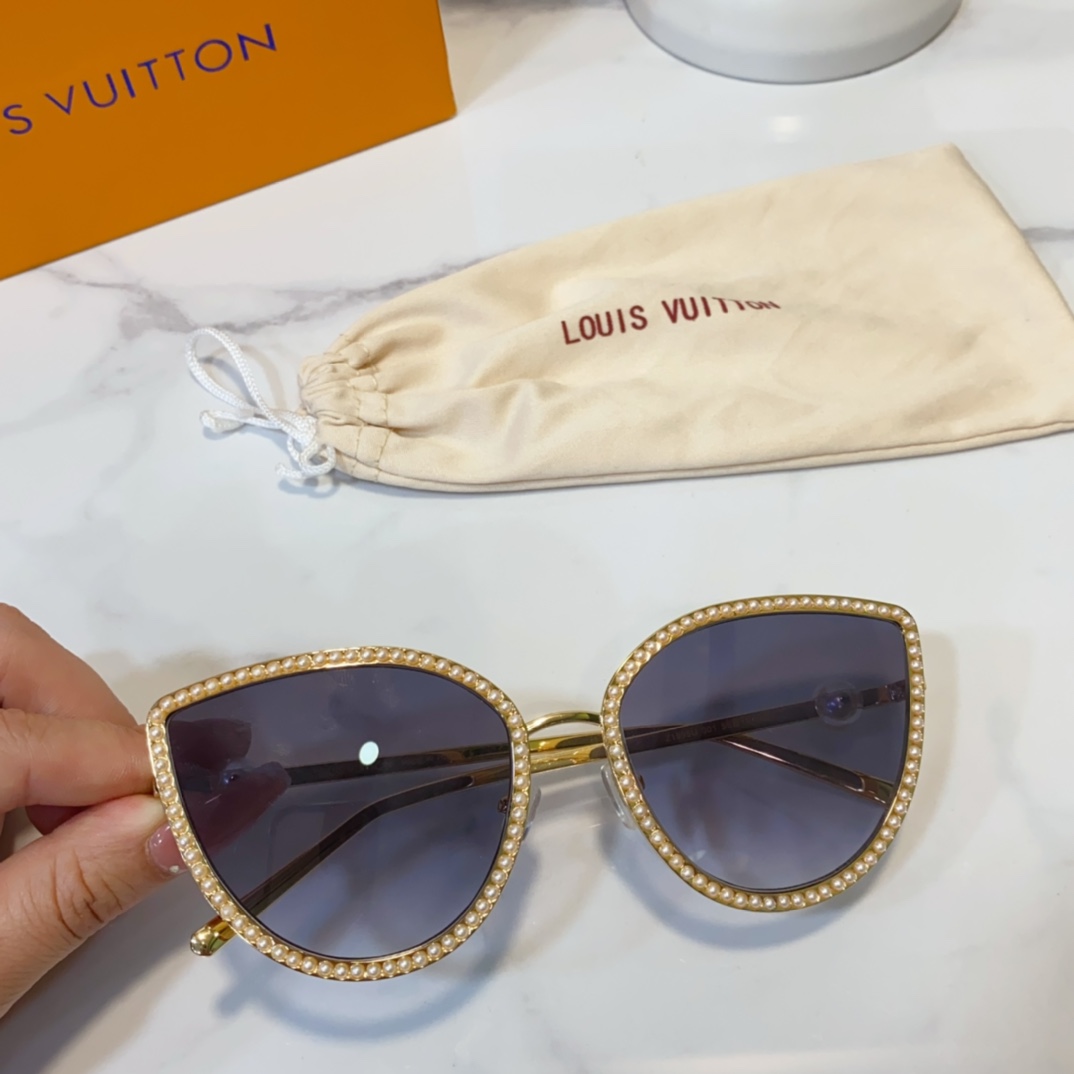 Louis Vuitton LV Pearl Cat Eye Sunglasses  Z1995U - FashionPlug