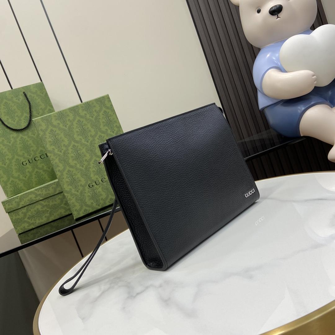Gucci Pouch With Gucci Logo - FashionPlug