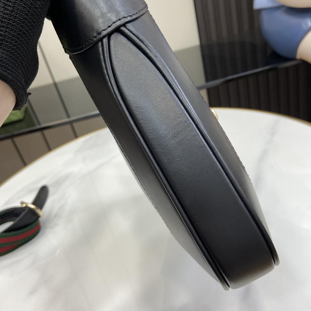 Gucci Jackie Small Shoulder Bag - FashionPlug
