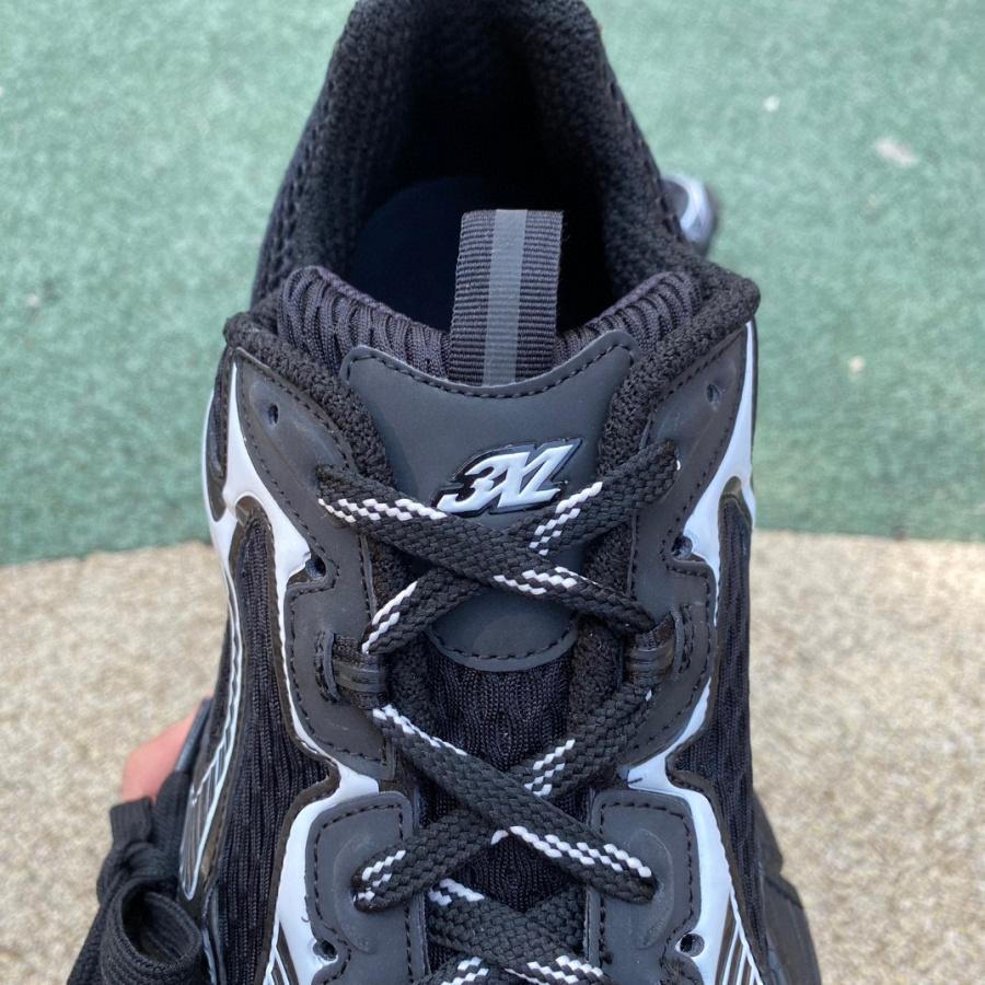 Balenciaga 3XL Sneakers - FashionPlug