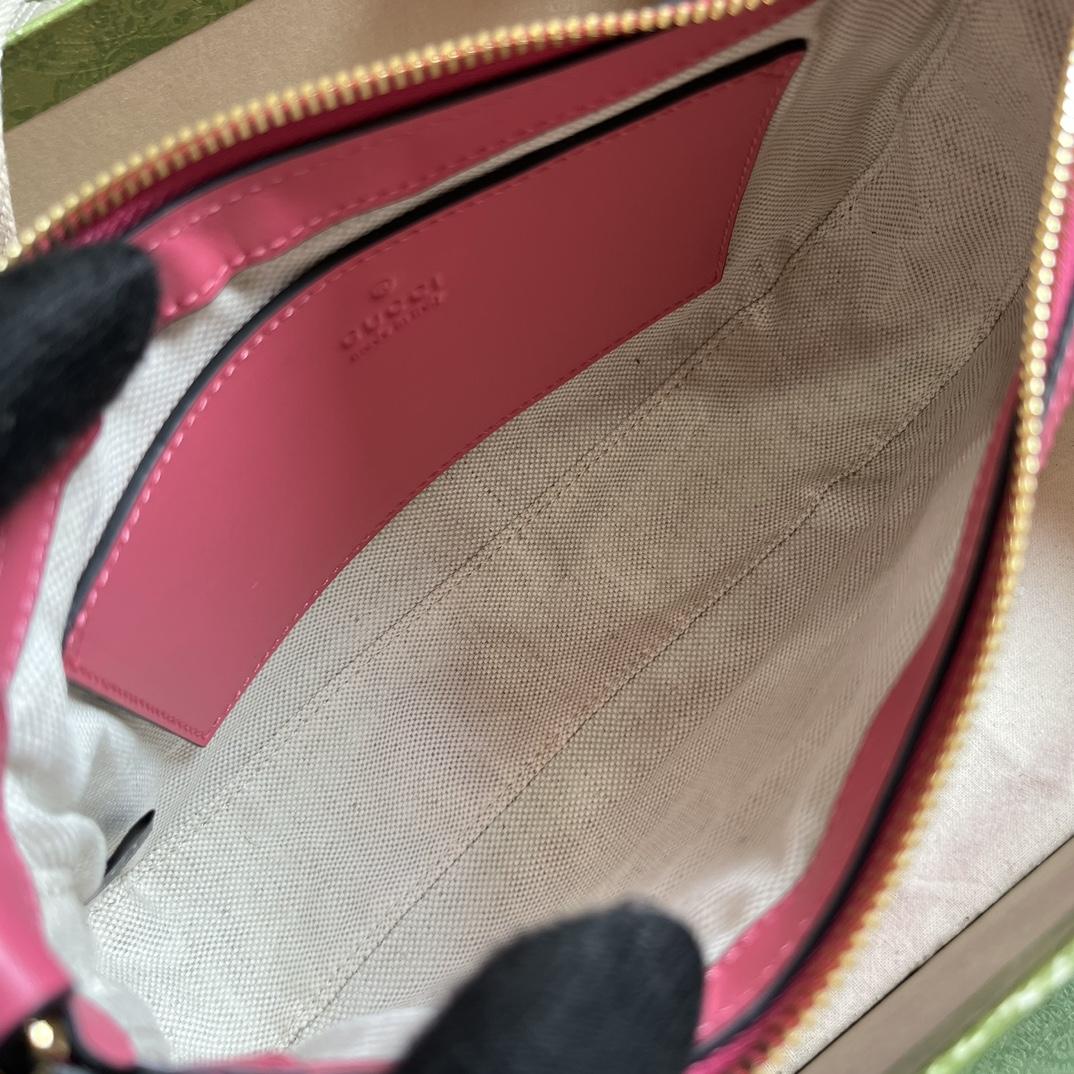 Gucci GG Matelassé Handbag(25-15-8cm) - FashionPlug