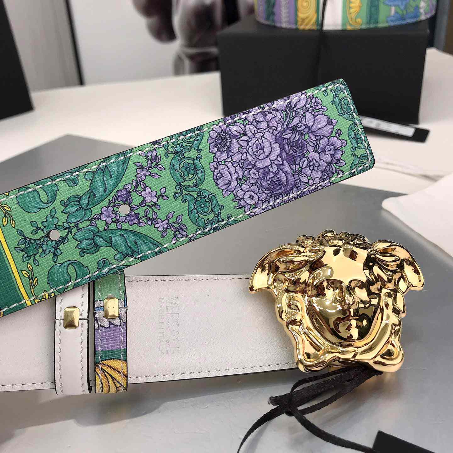 Versace Reversible Barocco Medusa Leather Belt   40mm - FashionPlug