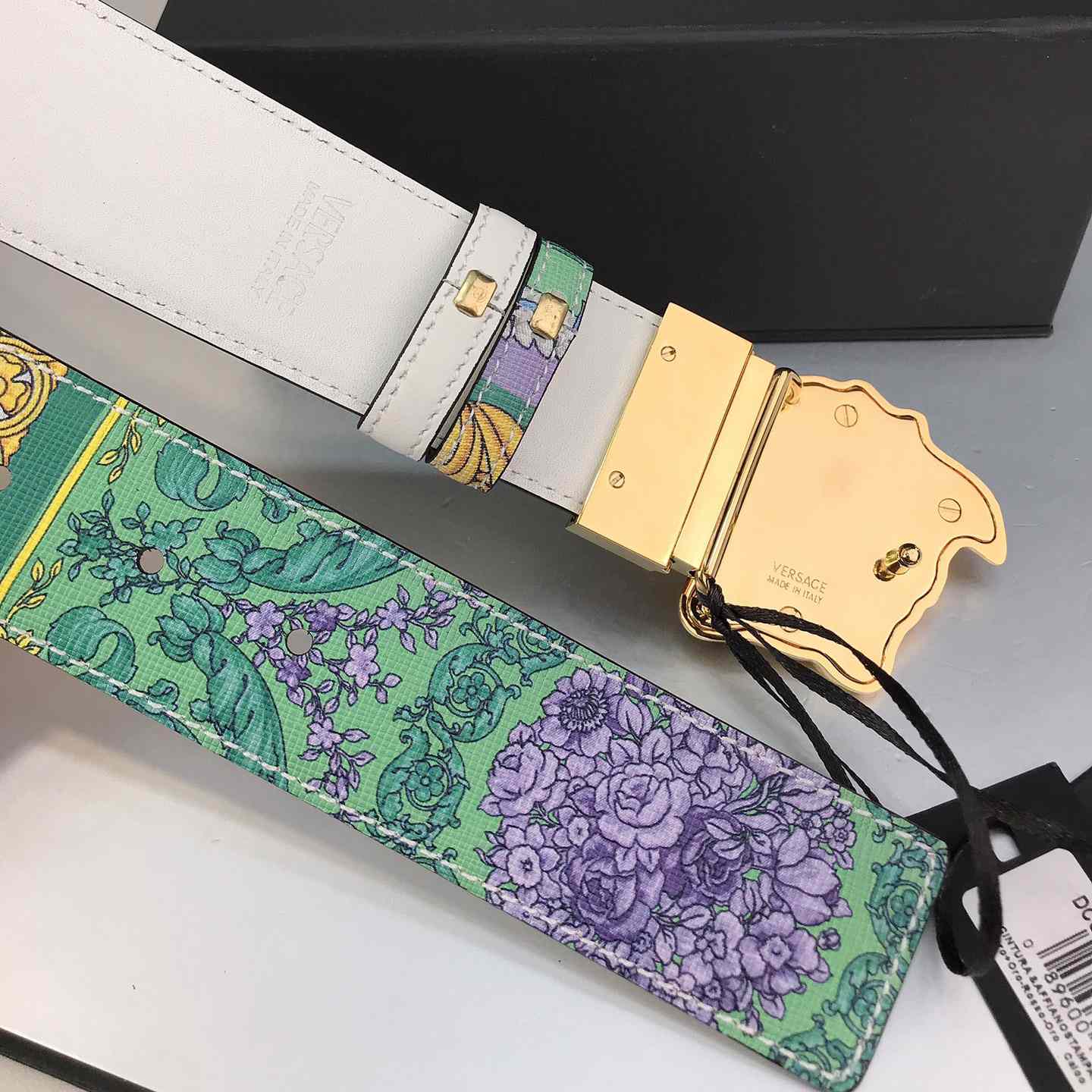 Versace Reversible Barocco Medusa Leather Belt   40mm - FashionPlug