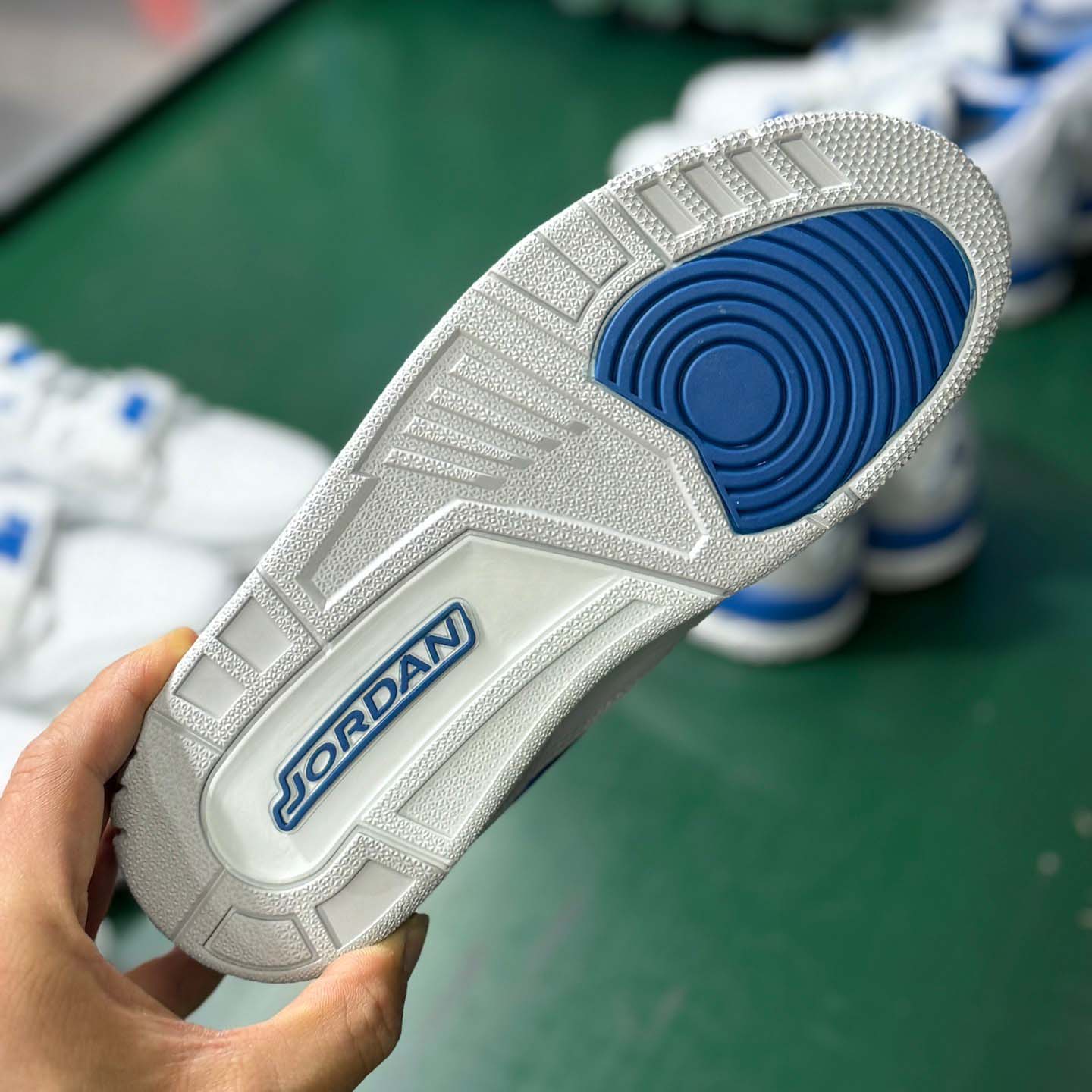 Jordan Legacy 312 Low Sneaker     HJ3480-140 - FashionPlug