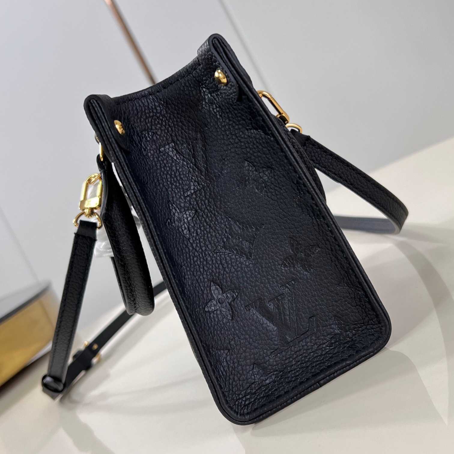 Louis Vuitton OnTheGo BB   M46993 - FashionPlug