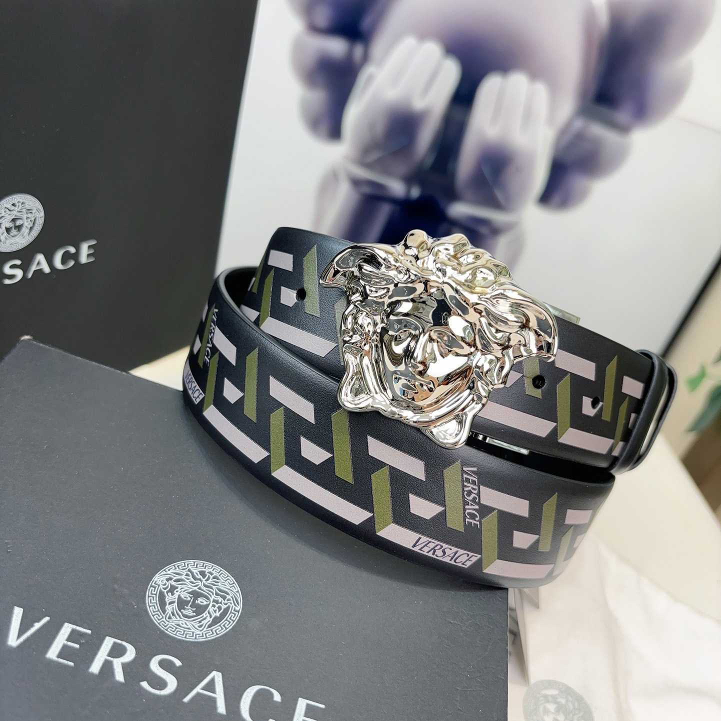 Versace Reversible Leather Belt    40mm - FashionPlug