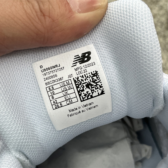 New Balance 9060 Sneakers    U9060NRJ - FashionPlug