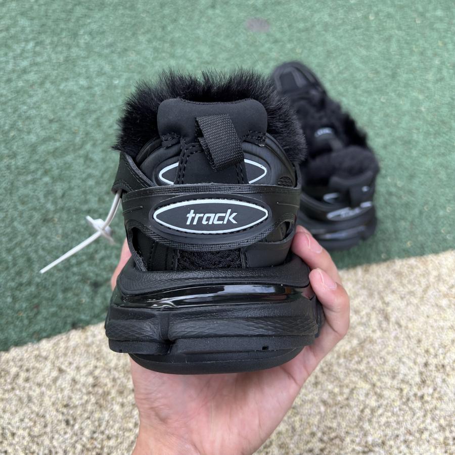 Balenciaga Runner Sneaker  - FashionPlug