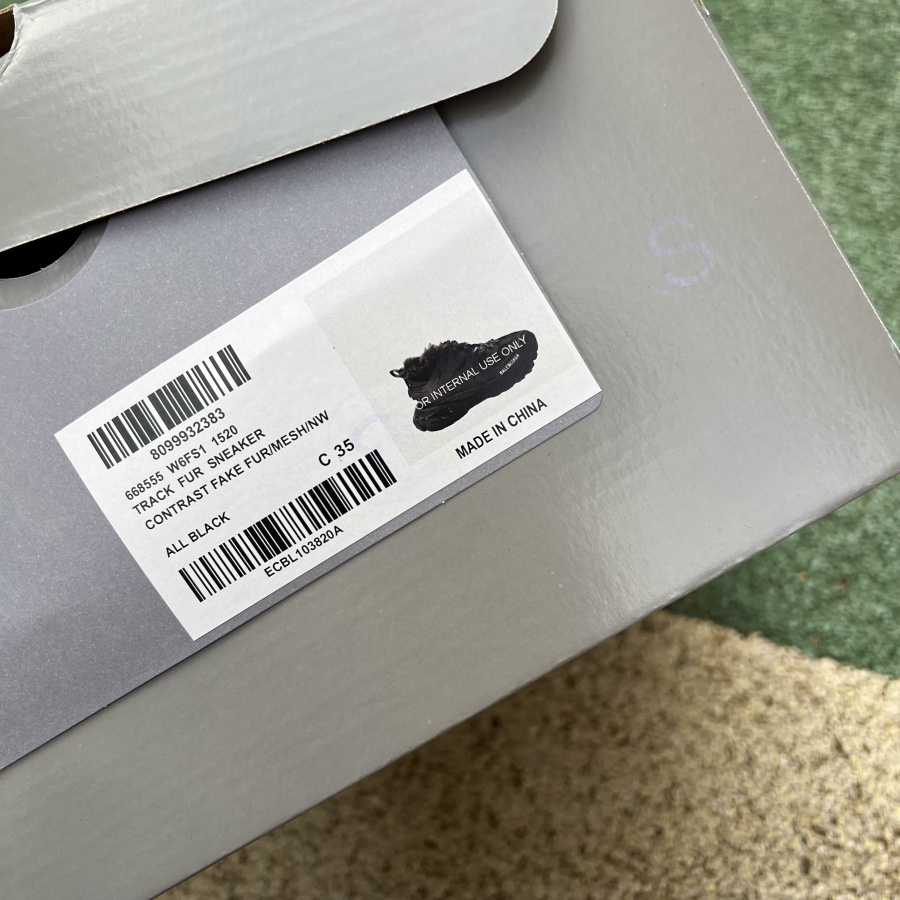 Balenciaga Runner Sneaker  - FashionPlug