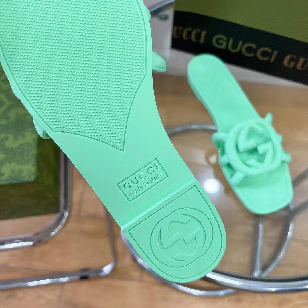 Gucci Women's Interlocking G Slide Sandal - FashionPlug