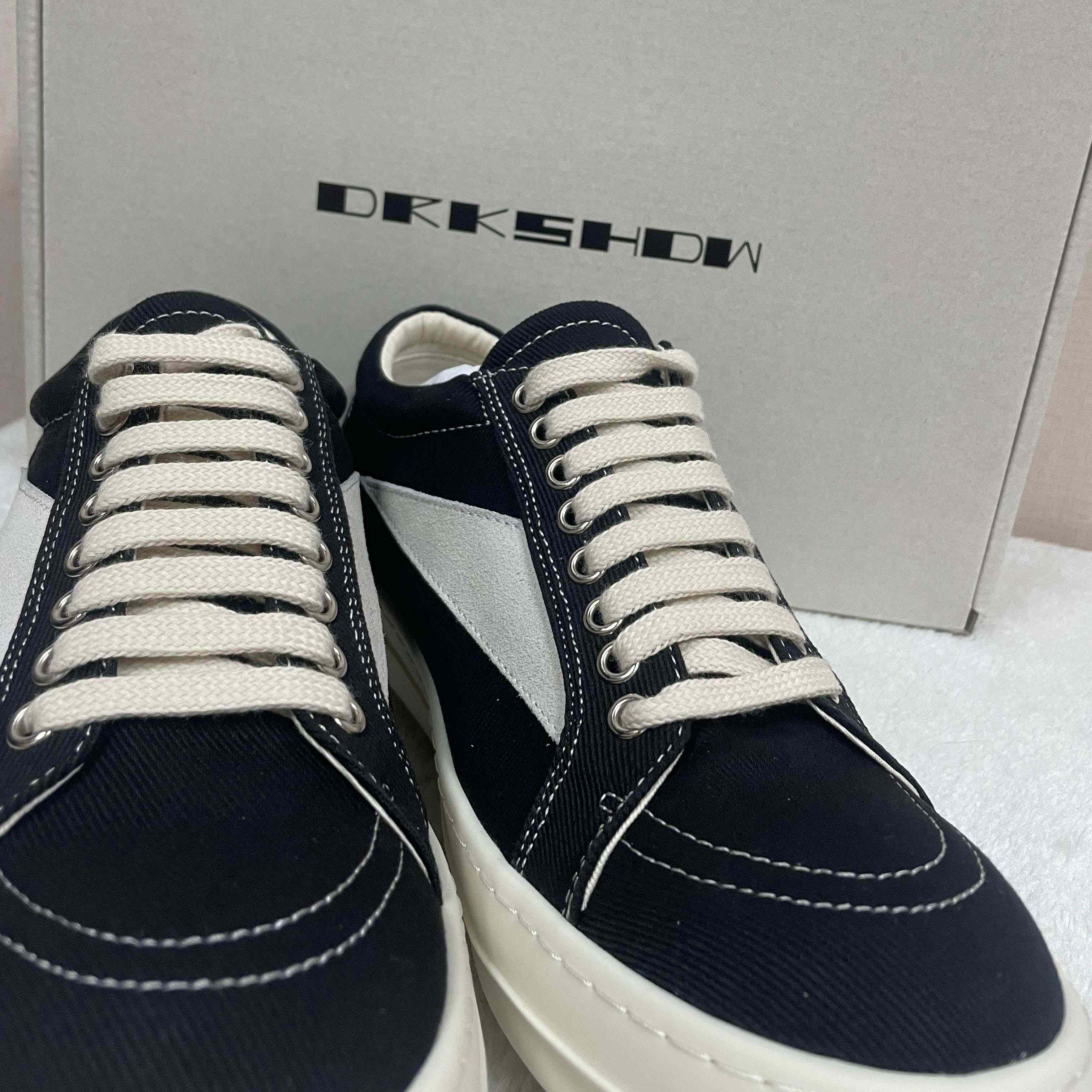 Rick Owens Low-top Sneakers  - FashionPlug