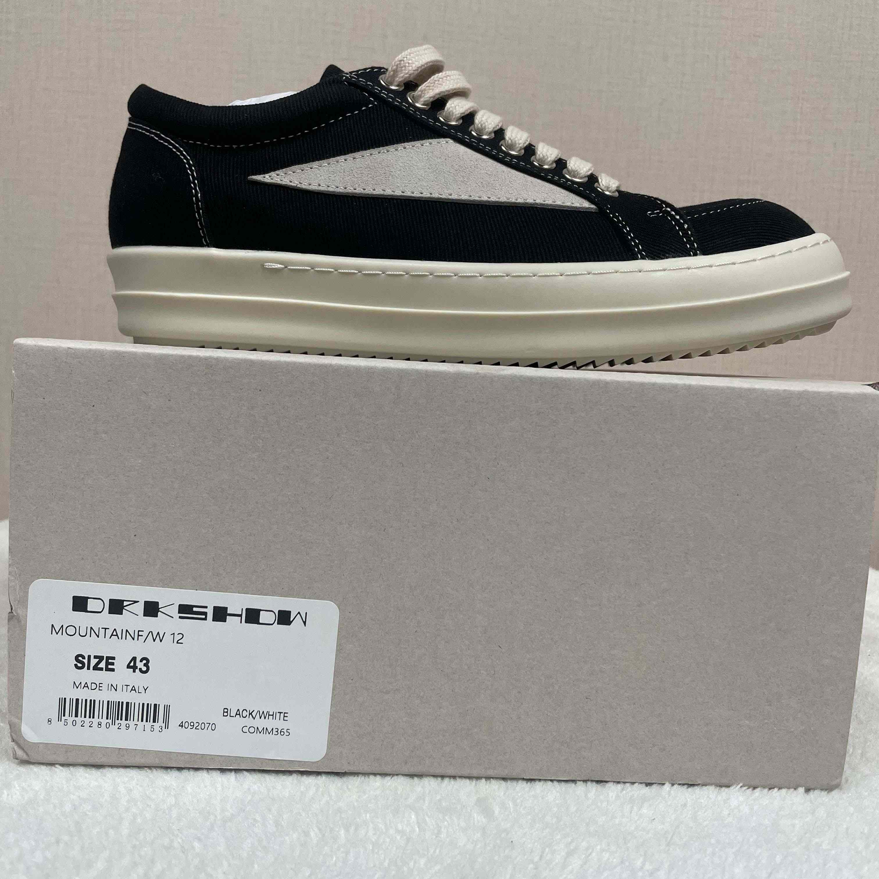 Rick Owens Low-top Sneakers  - FashionPlug