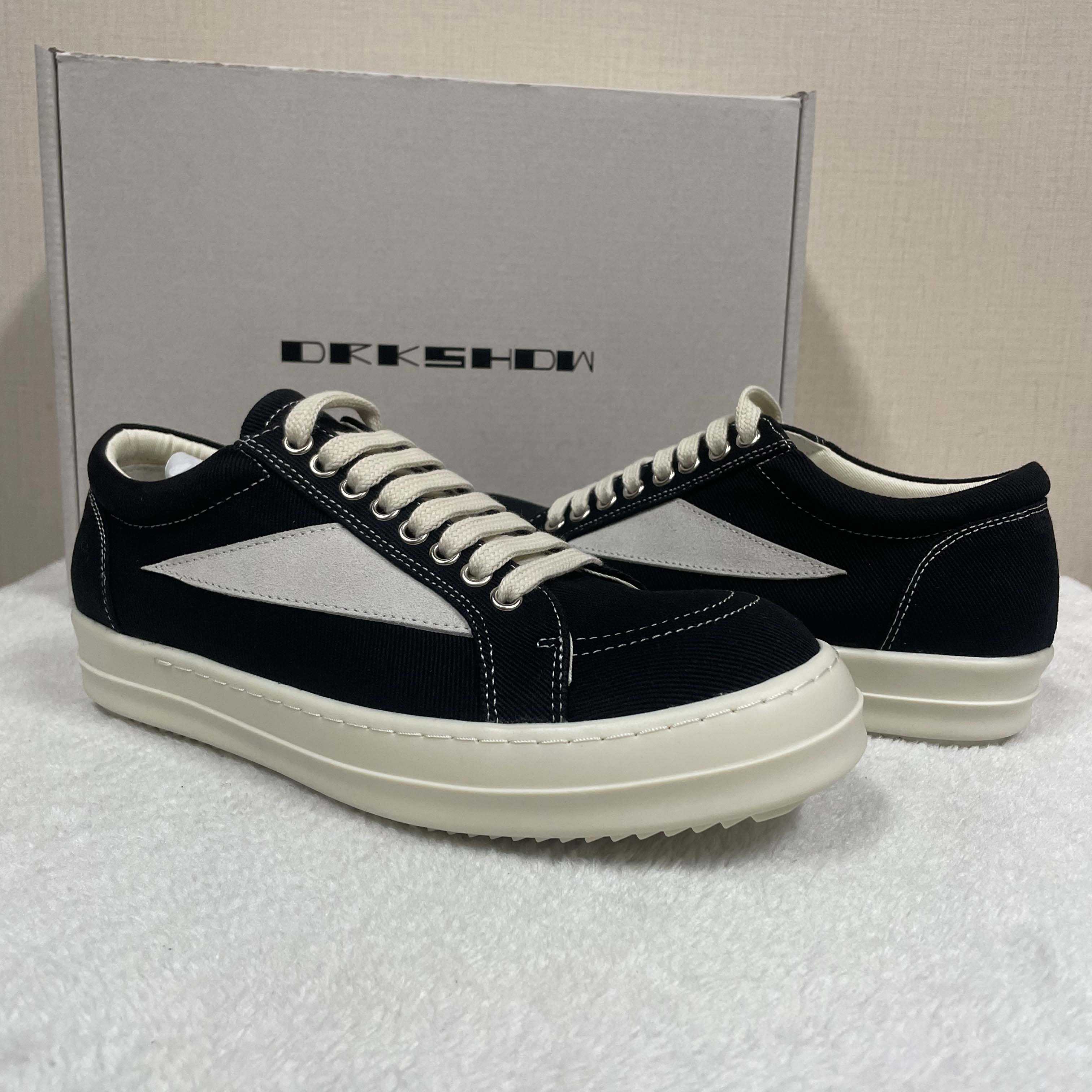 Rick Owens Low-top Sneakers  - FashionPlug