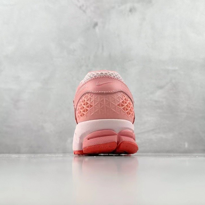 Nike Air Zoom Vomero 5 Sneaker    FQ0257 666 - FashionPlug