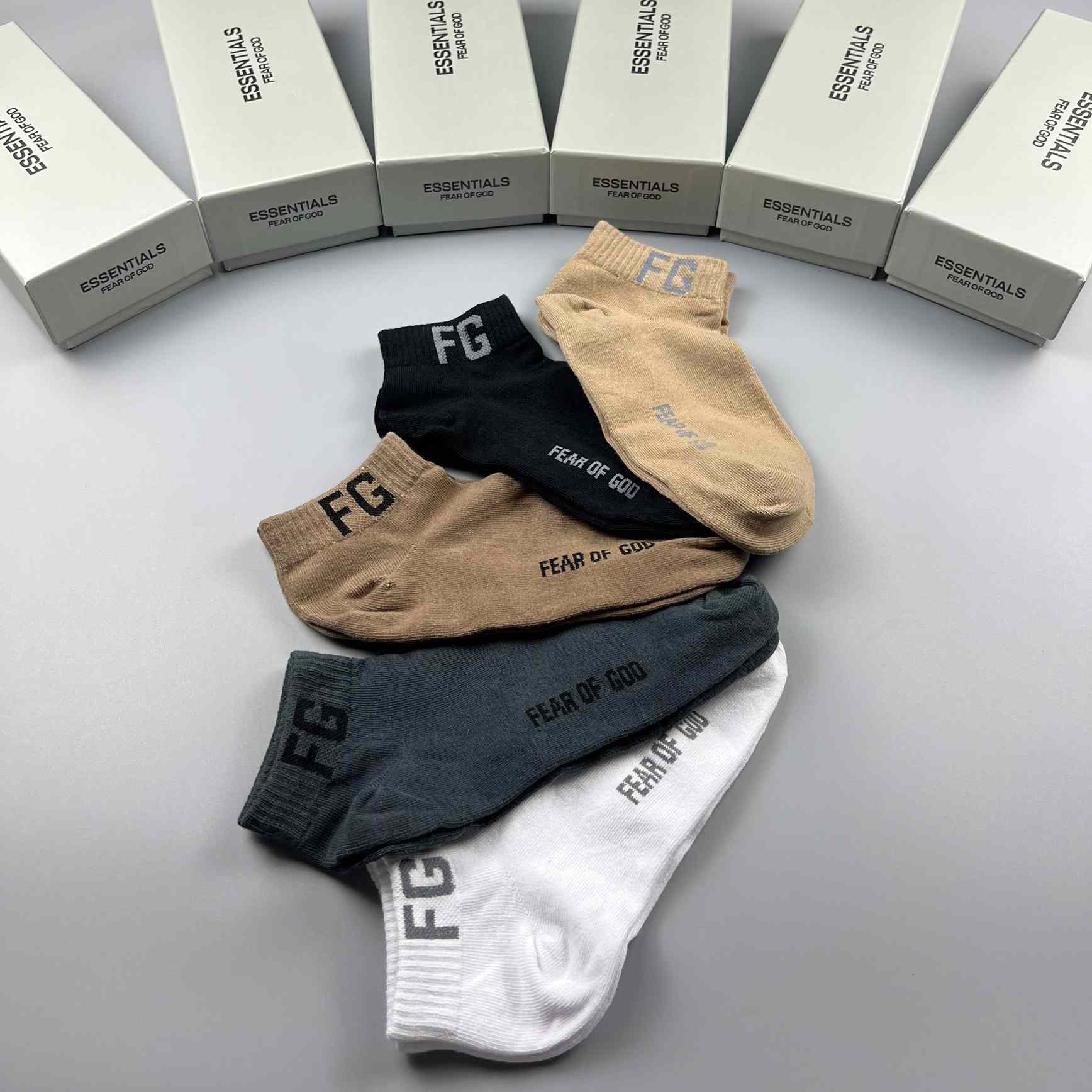 Fear Of God Essential FG Socks /Box - FashionPlug