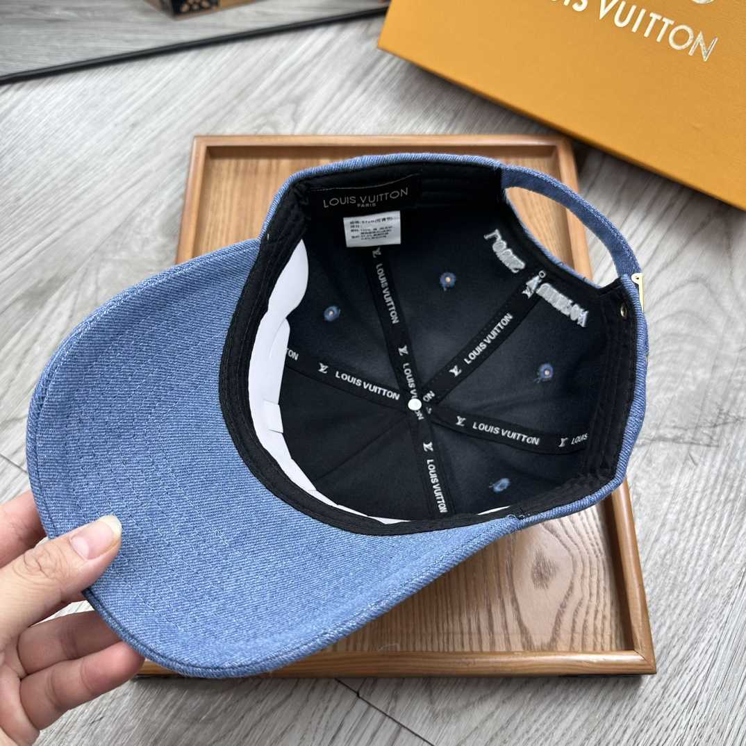 Louis Vuitton Cap - FashionPlug