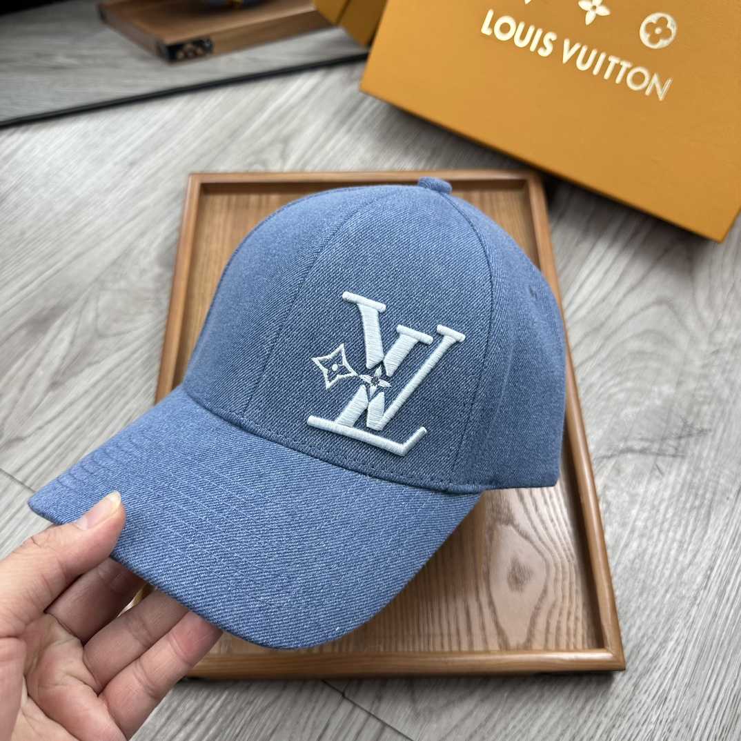 Louis Vuitton Cap - FashionPlug
