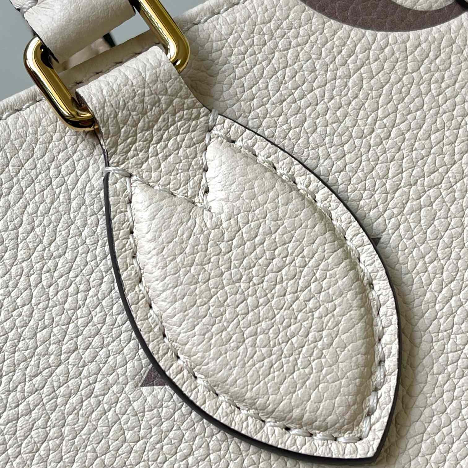 Louis Vuitton OnTheGo   M45654   25-19-11.5cm - FashionPlug