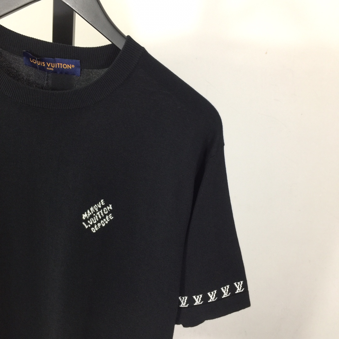 Louis Vuitton Short-Sleeved Cotton Crewneck   1AFQSH - FashionPlug