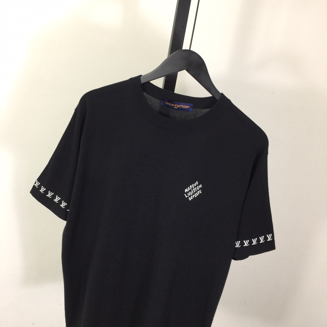 Louis Vuitton Short-Sleeved Cotton Crewneck   1AFQSH - FashionPlug