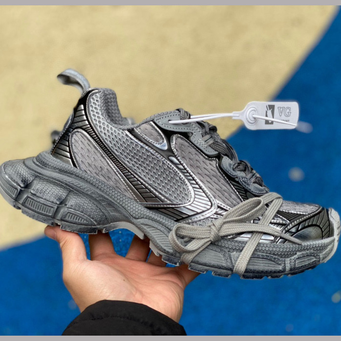 Balenciaga 3XL Sneakers - FashionPlug