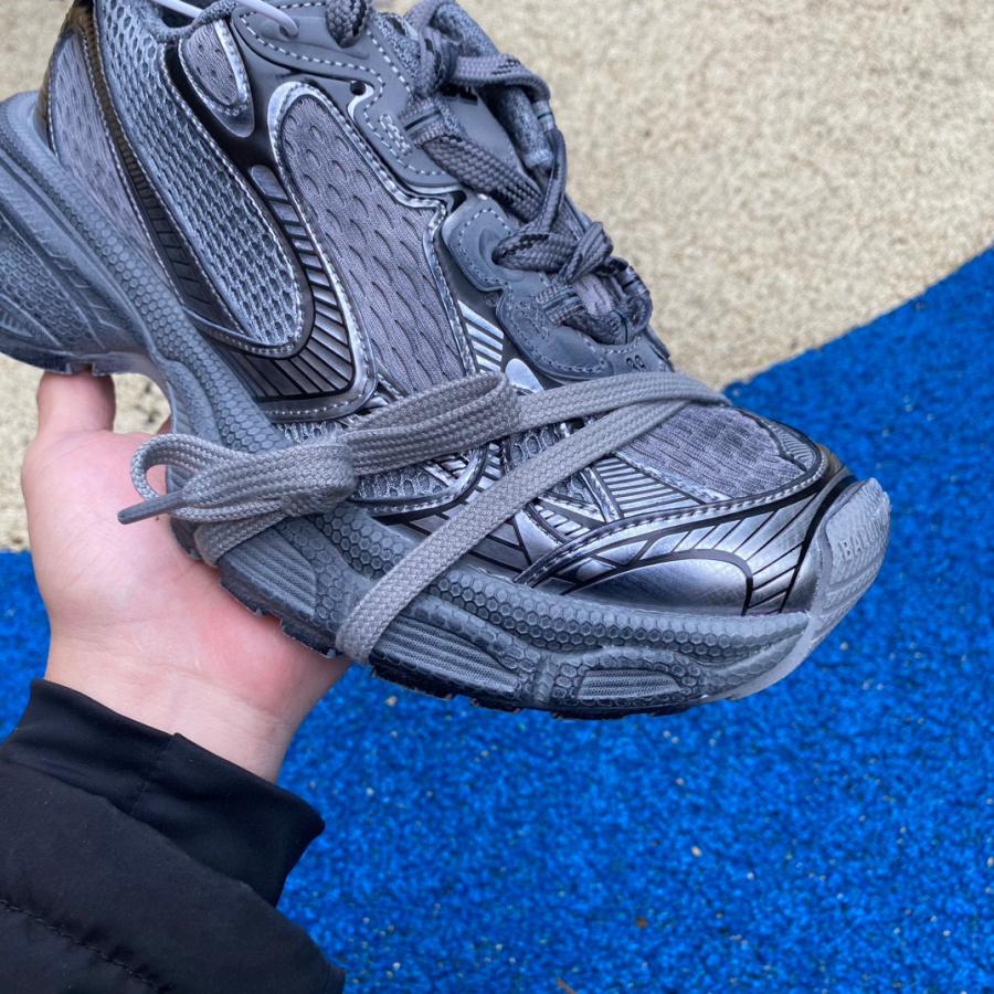 Balenciaga 3XL Sneakers - FashionPlug