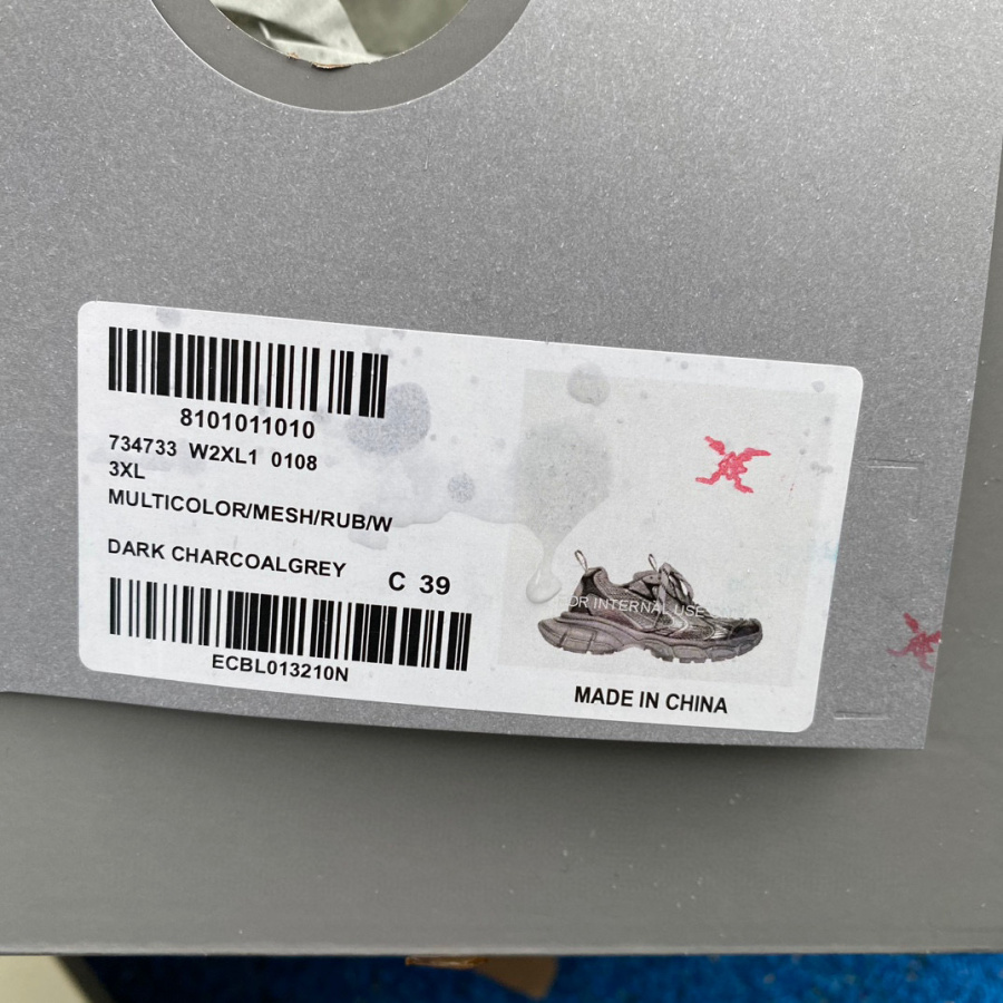 Balenciaga 3XL Sneakers - FashionPlug