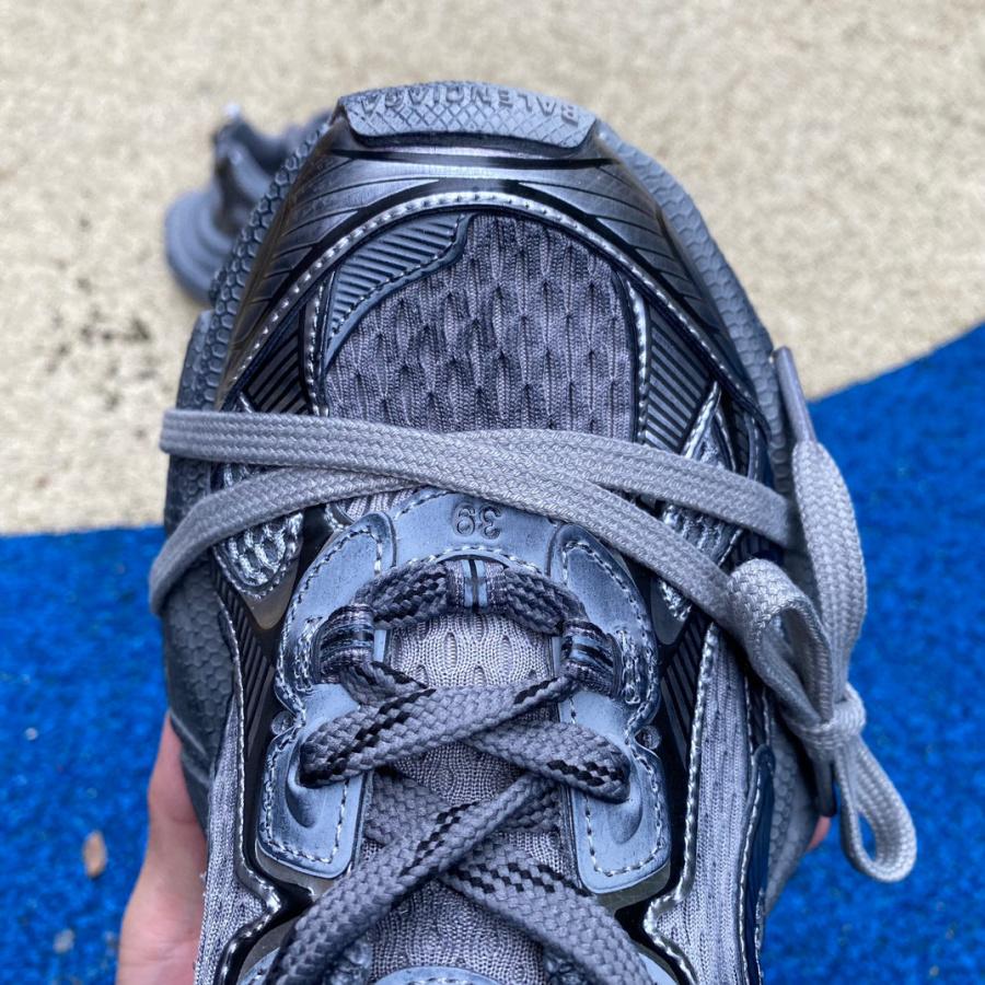 Balenciaga 3XL Sneakers - FashionPlug