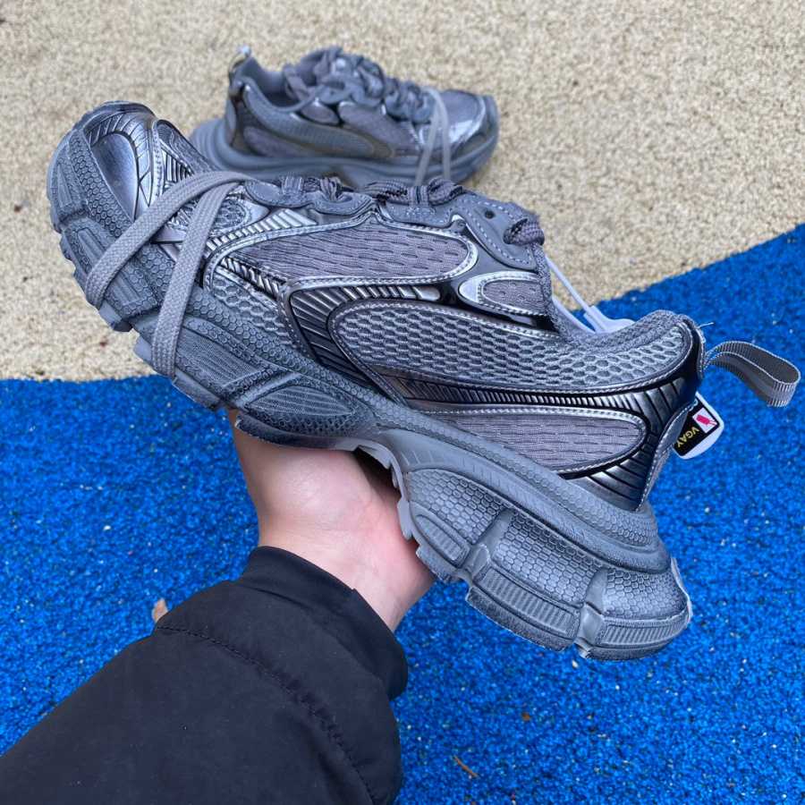 Balenciaga 3XL Sneakers - FashionPlug