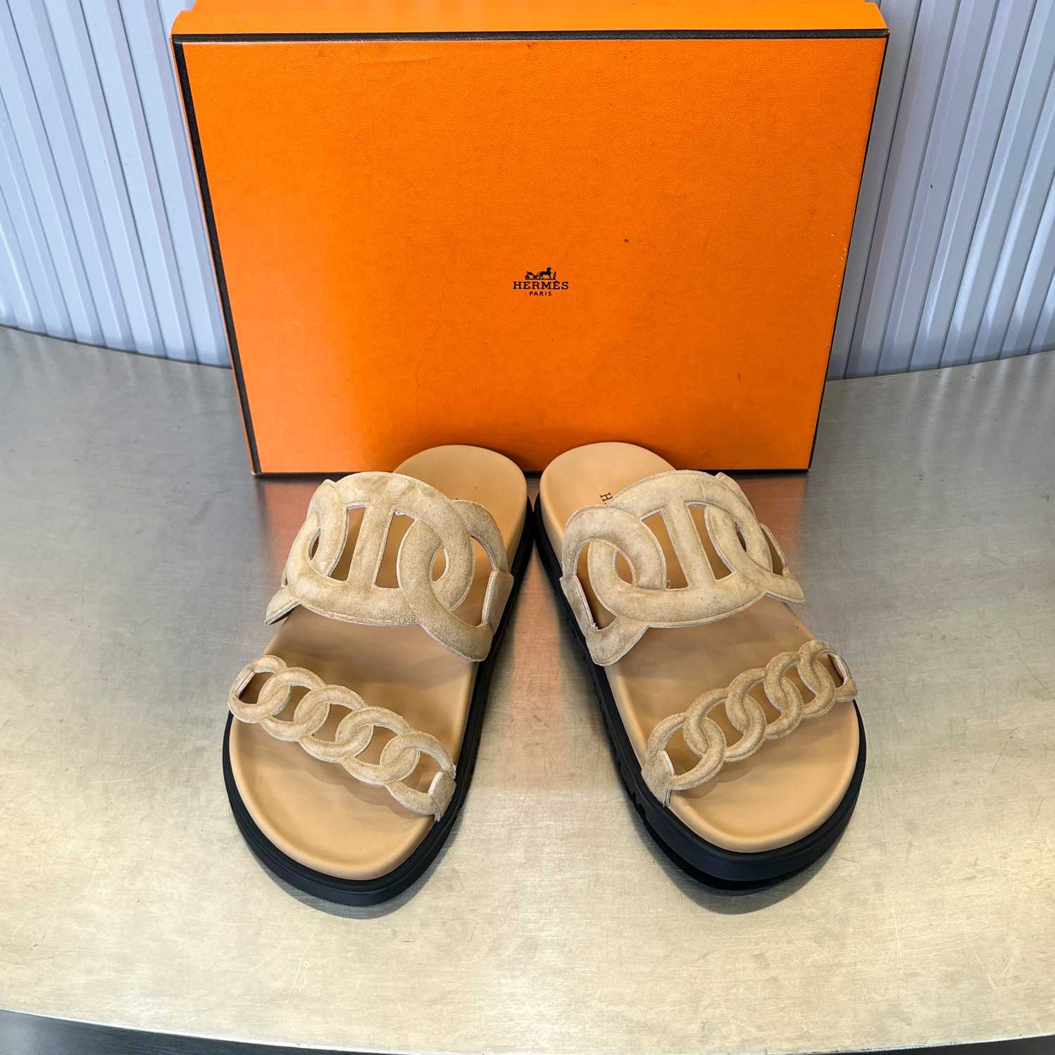 Hermes Extra Sandal - FashionPlug