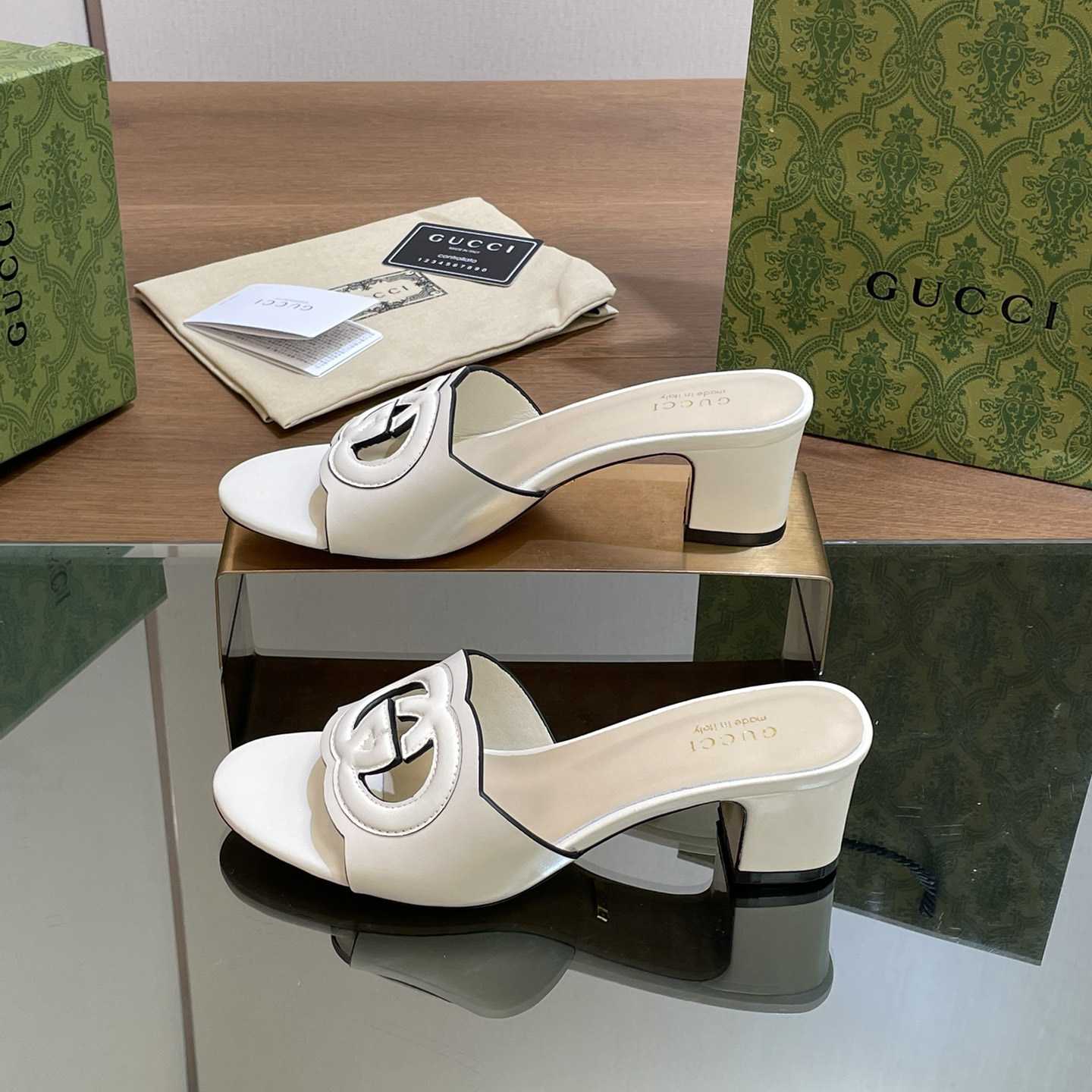 Gucci Women's Interlocking G Slide Sandal  - FashionPlug