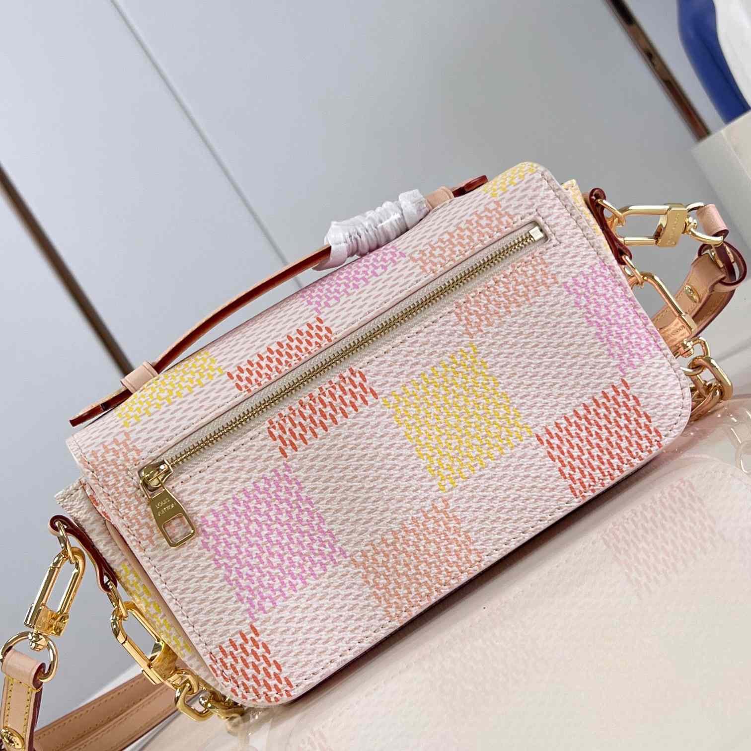 Louis Vuitton Pochette Métis East West    N40749 - FashionPlug