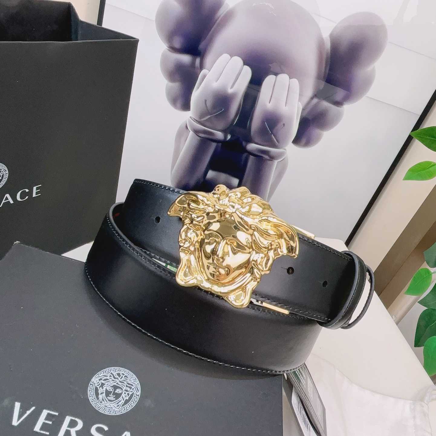 Versace Medusa Greek-print Leather Belt    40mm - FashionPlug