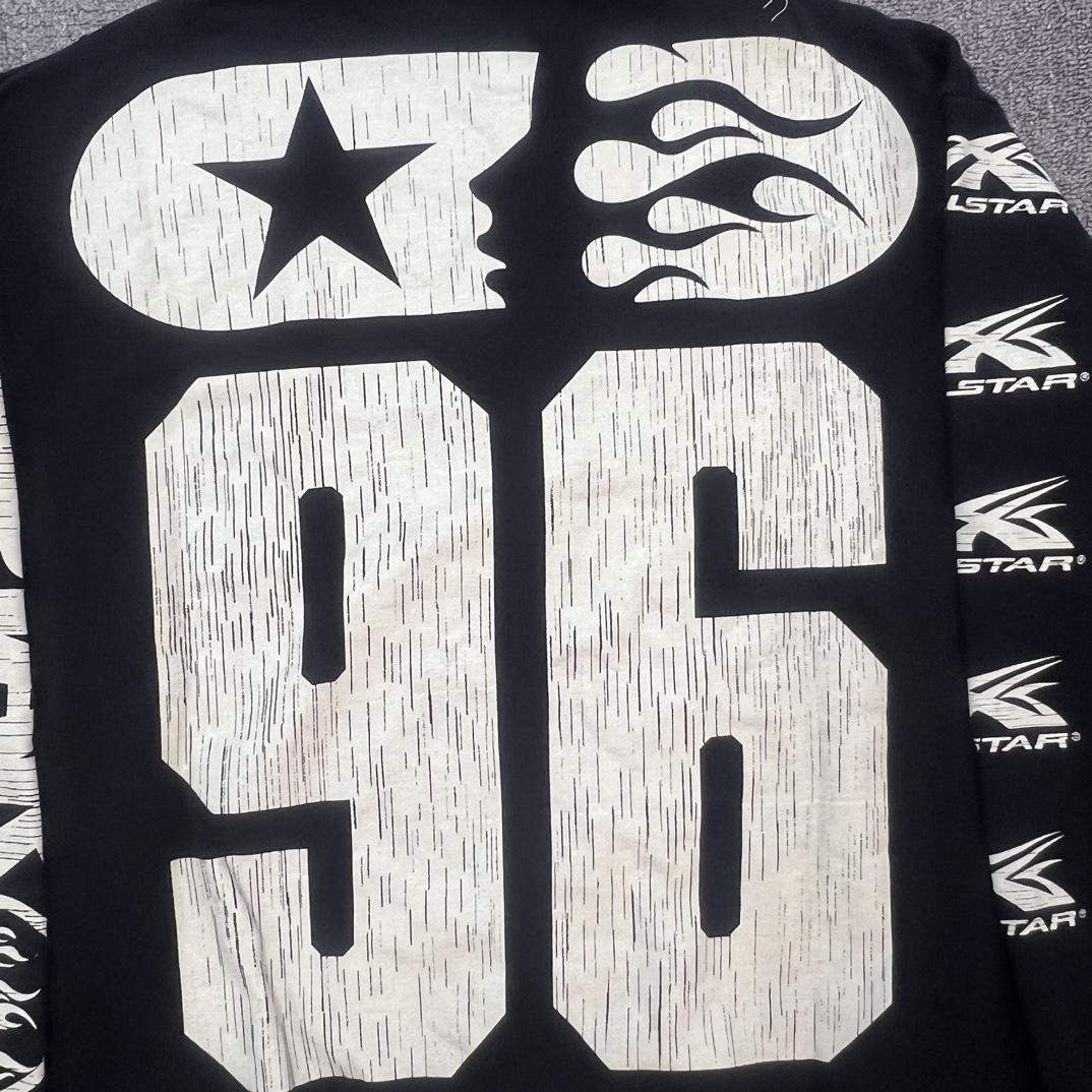 Hellstar Sports 96' Crewneck - FashionPlug