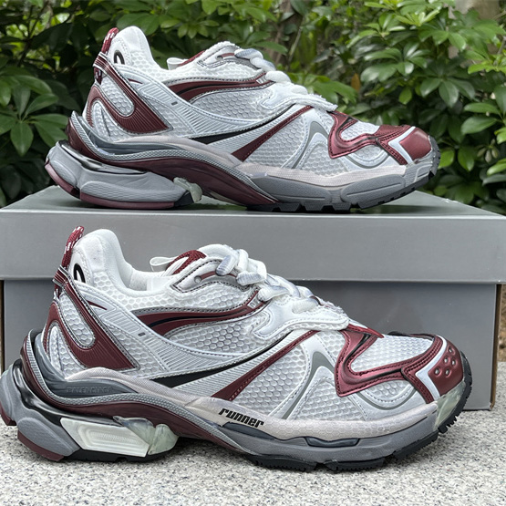 Balenciaga Runner Sneaker  - FashionPlug