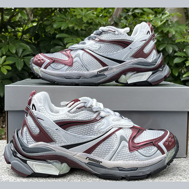 Balenciaga Runner Sneaker  - FashionPlug