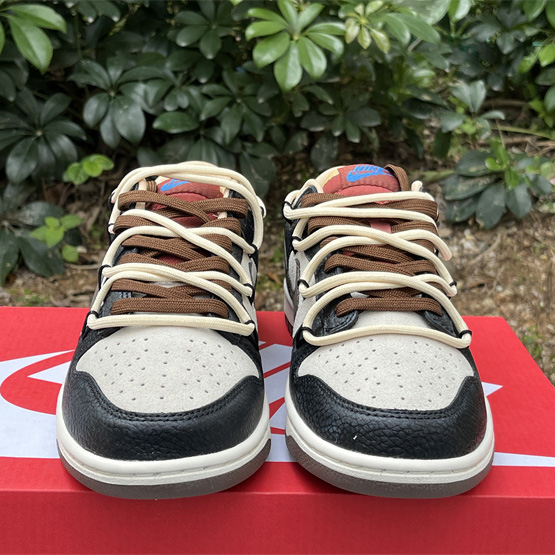 Nike Dunk Low Sneaker    DR9704-200 - FashionPlug